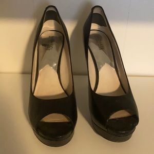 Michael Kors 4in heels